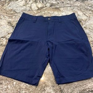Men’s under armor, golf shorts